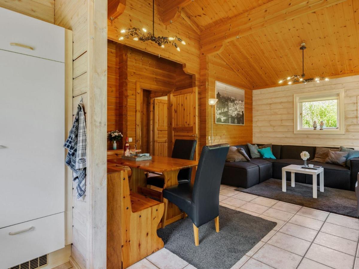 Luxurious Chalet In Guelders By The Forest Hulshorst Exterior photo
